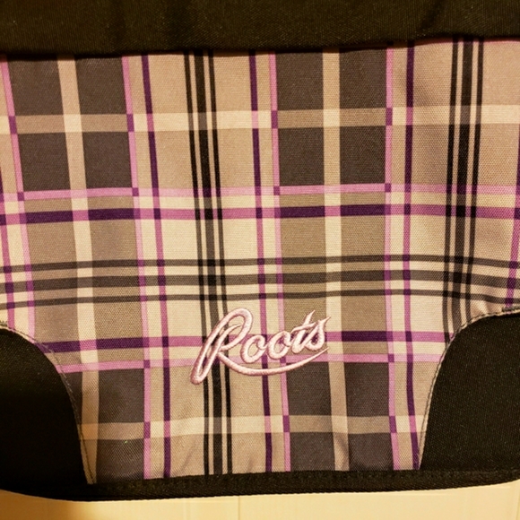 Roots Crossbody Organizer Bag Lavender Black Water Bottle Side Pouch Computer - Picture 4 of 12